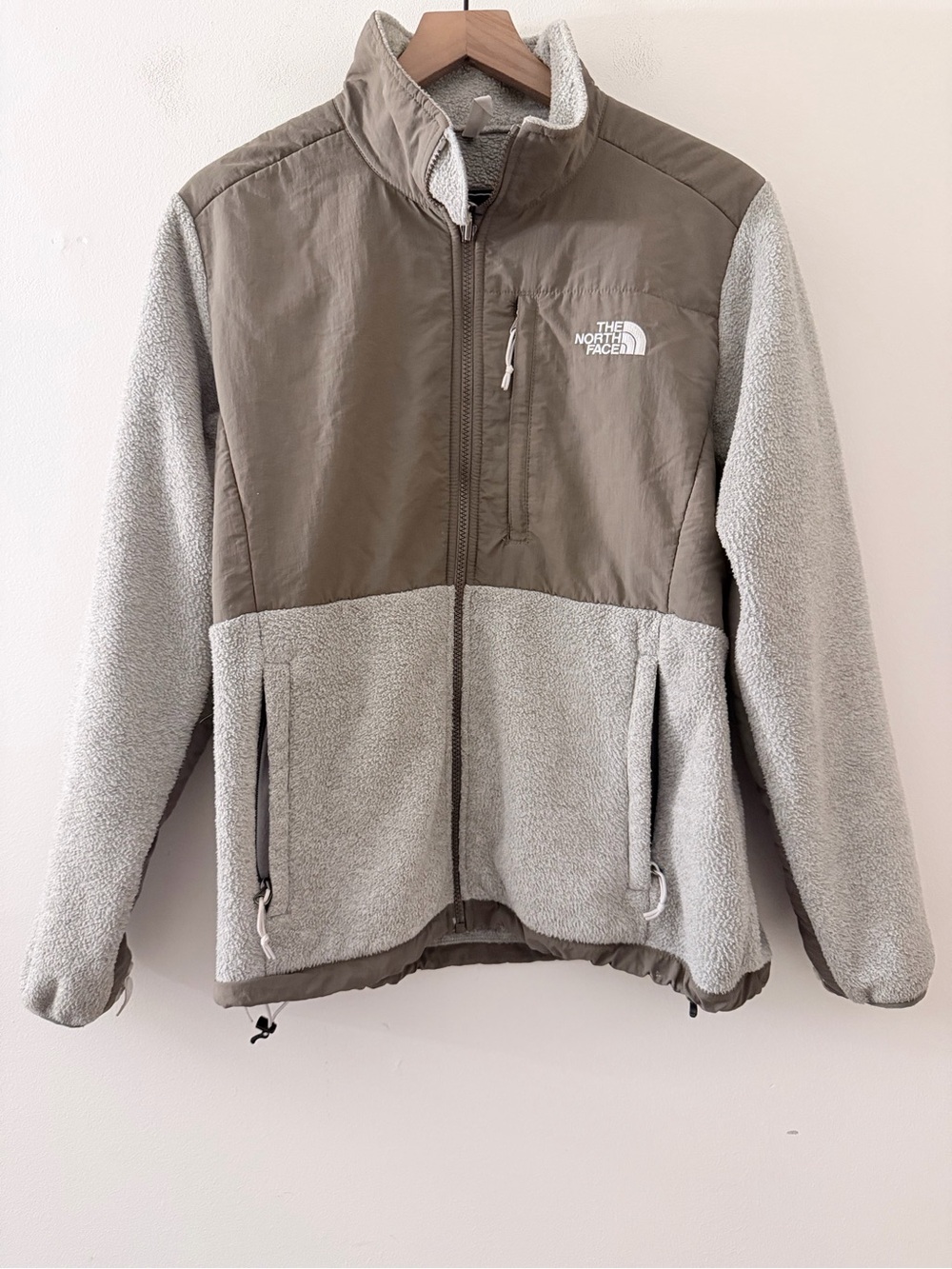 The North Face Denali Taupe Fleece Jacket size L